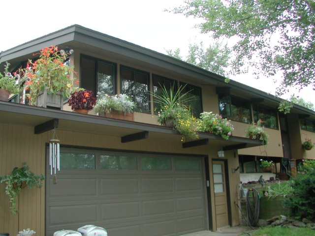 plantersonoursunroomdeck.jpg