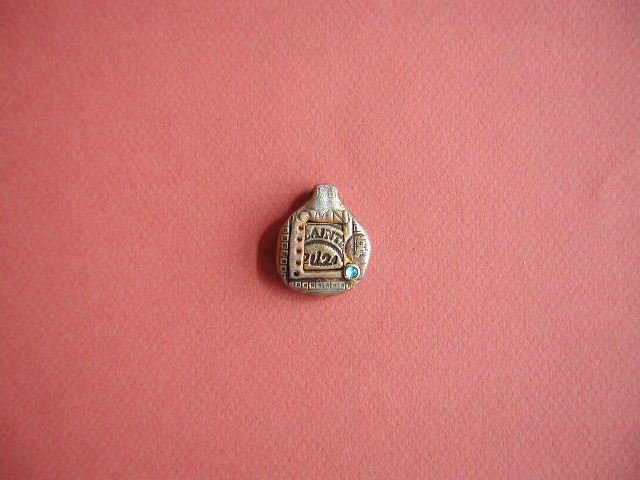 tinypendant.jpg